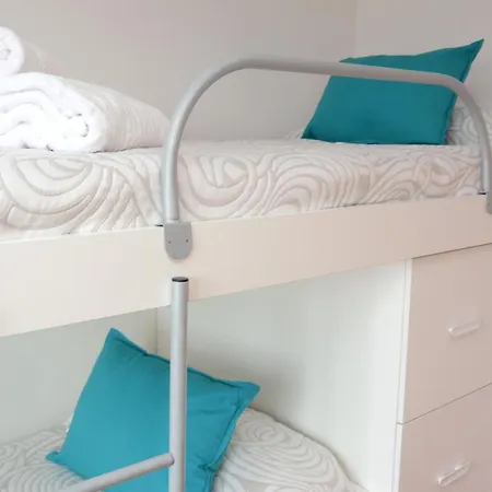 Nueve Olas, A Lanzada, Vivelo!! * Sanxenxo